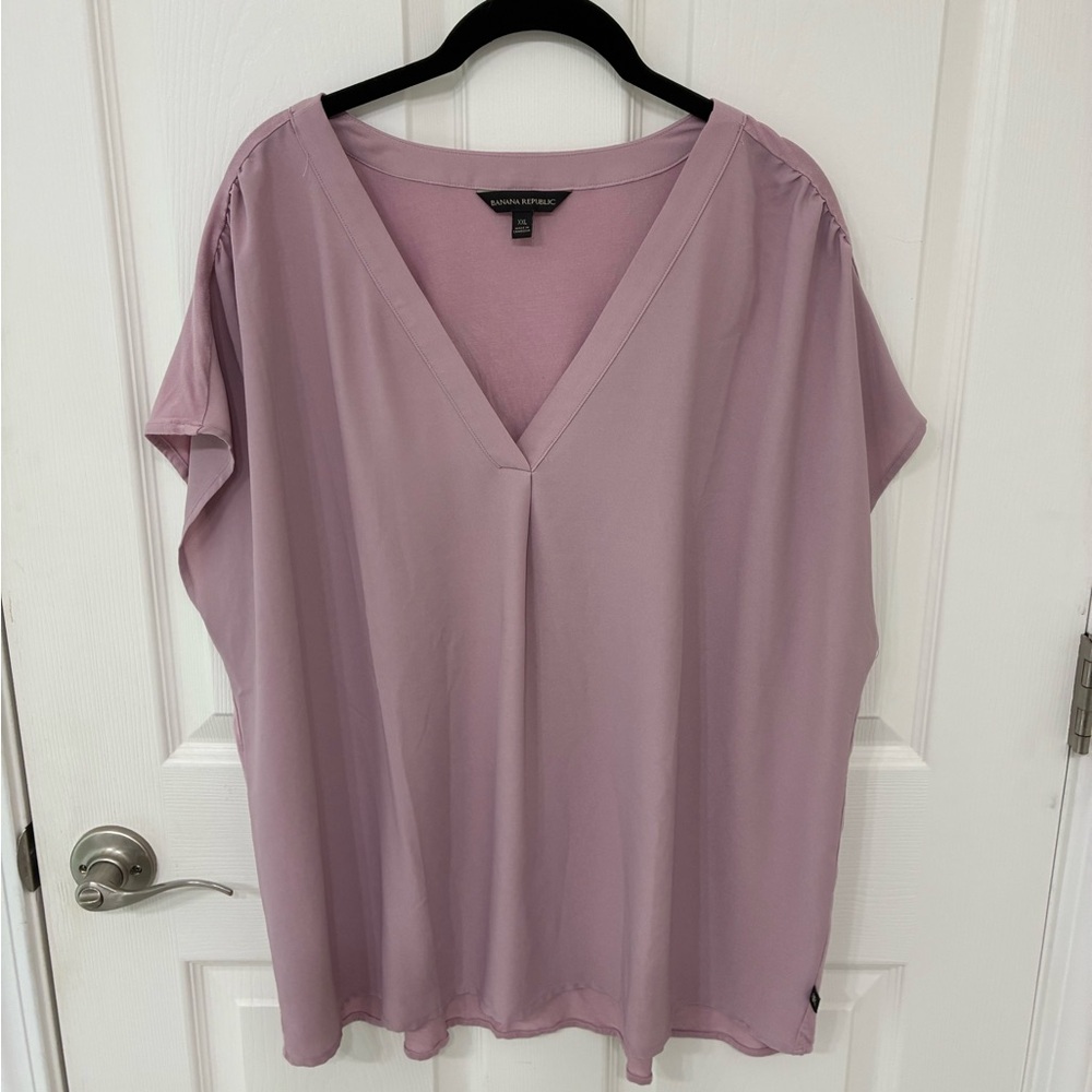 Banana Republic Lavender Sleeveless Blouse